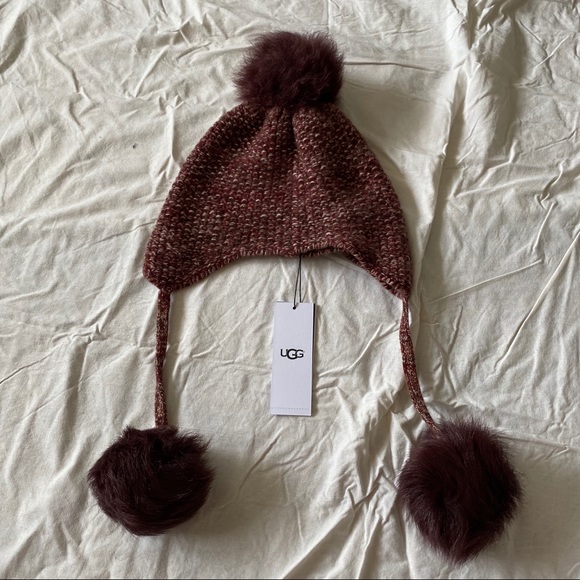 NWT UGG Tri Pom Cashmere Scarf - Picture 2 of 4